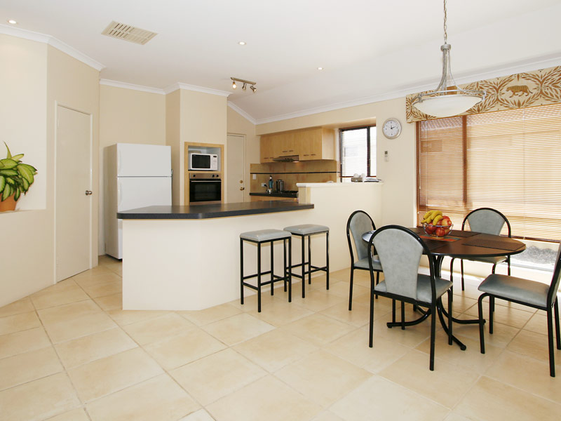 DISCOVER ALFRESCO Picture 3