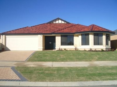 Beautiful New Home in Prime Location Picture