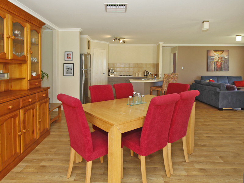 THE GREAT ESCAPE!! Picture 3