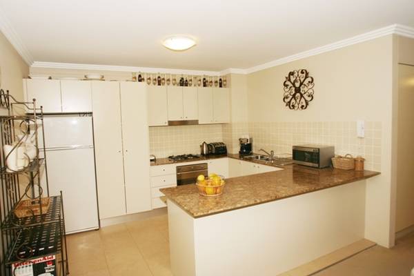 Prestige Courtyard Apartment Picture