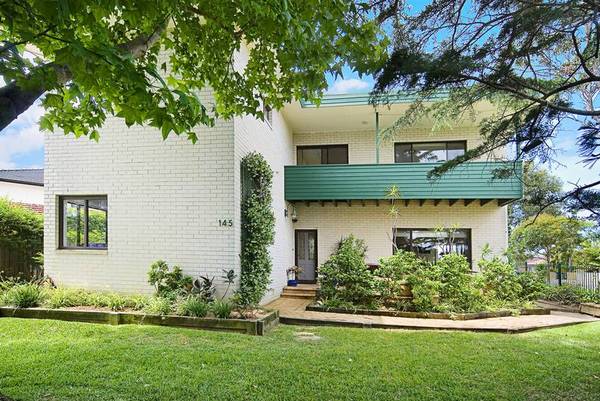 Immaculate Family Home Picture