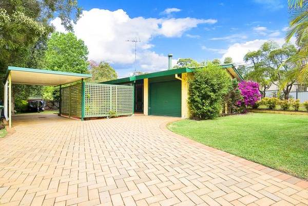 PRIVATE, CHARACTER FILLED FAMILY HOME Picture