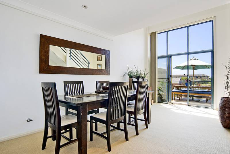 Stunning Beachside Apartment Picture