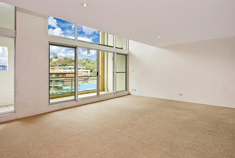 Executive Beach Apartment Picture 1