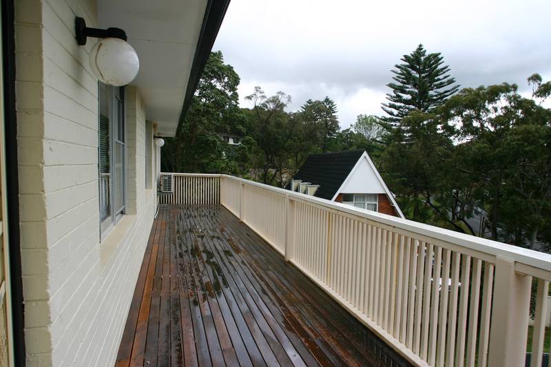 Upper Duplex plus granny flat! Picture 3