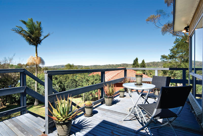 Cul-de-sac Living Picture 3