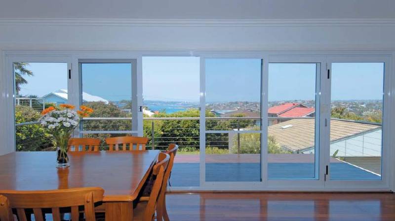 Stunning Home with Ocean Views! Picture 1