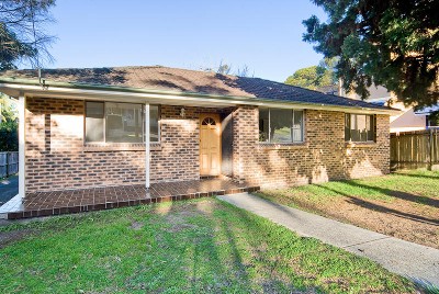 Family Home close to schools & shops! Picture Family Home close to schools & shops! Picture