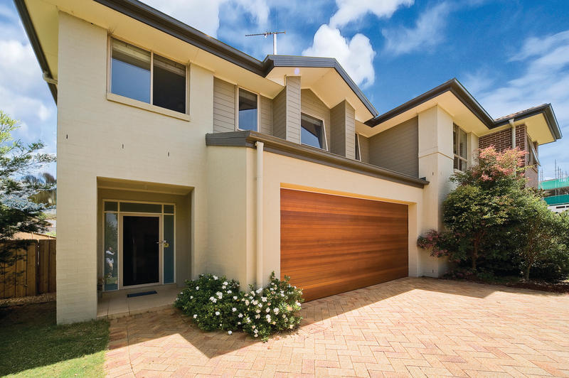 Effortless Modern Living - Torrens title townhome Picture 1