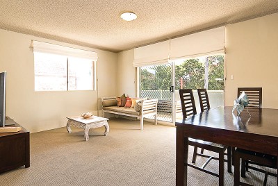 Spacious Beach Apartment Picture