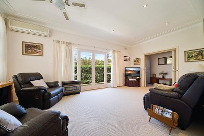 Immaculate Single Level Family Home Picture