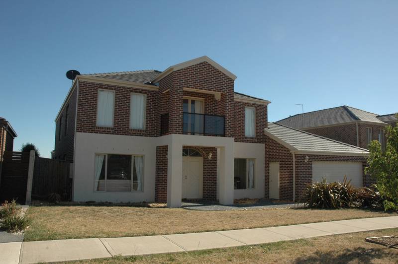 54 Sq, 6 Beds, 2 Study & Views Picture 1