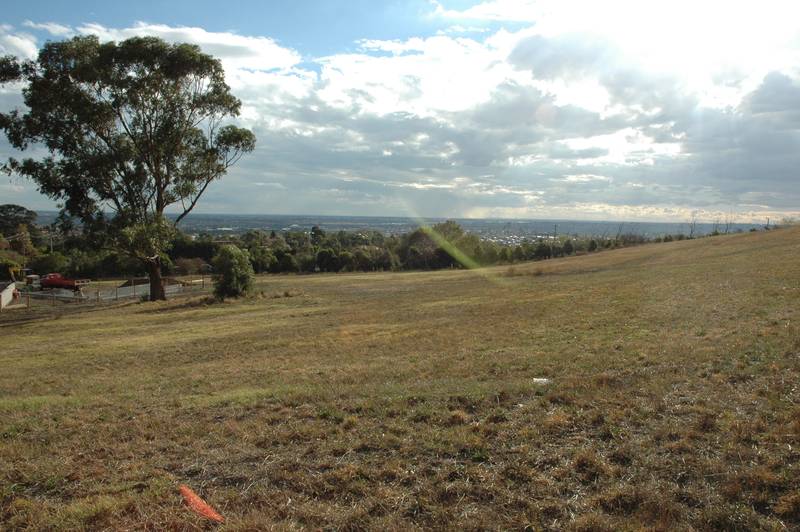 Acre With Views Picture 3