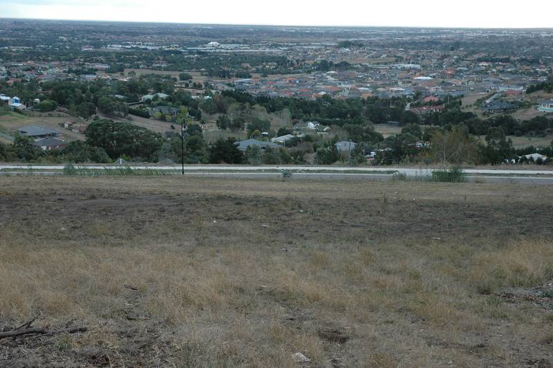 COACHMANS HILL ESTATE Picture 2