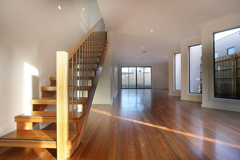 Inner City Style & Class Picture 2