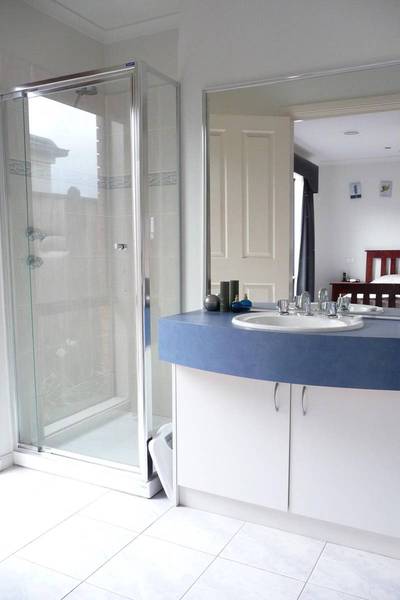 * LET - Awaiting Confirmation * Picture 3