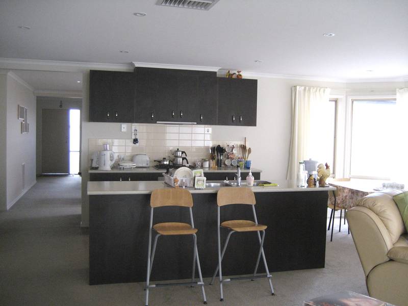 * Let Awaiting Confirmation * Picture 2