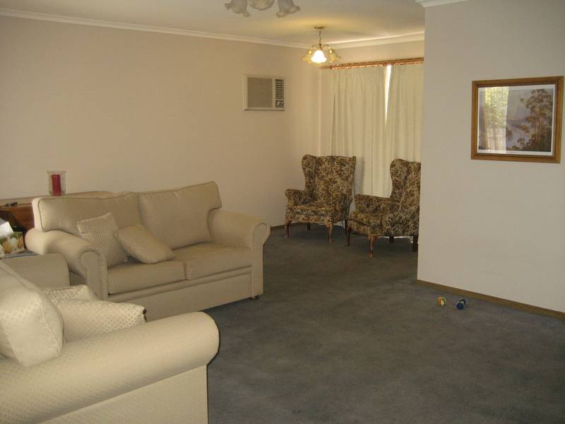 * Lovely Court Location in Popular Timbarra * Picture 2