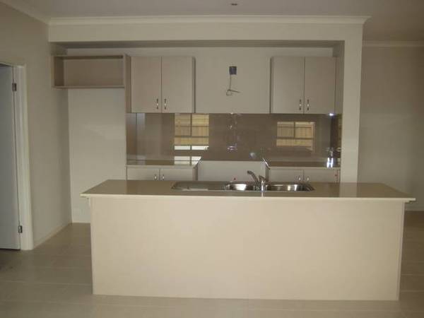 * LET - Awaiting Confirmation
* Picture * LET - Awaiting Confirmation
* Picture