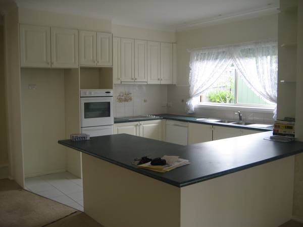 * Room for the Whole Family and the In-laws! * Picture * Room for the Whole Family and the In-laws! * Picture