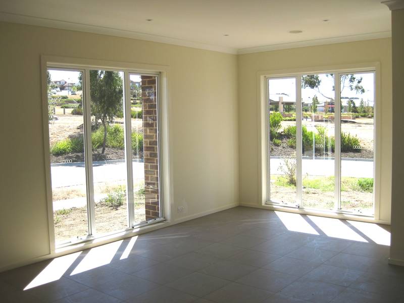 * Brand New AV Jennings Home * Picture 3