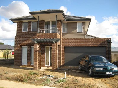 * Brand New AV Jennings Home * Picture
