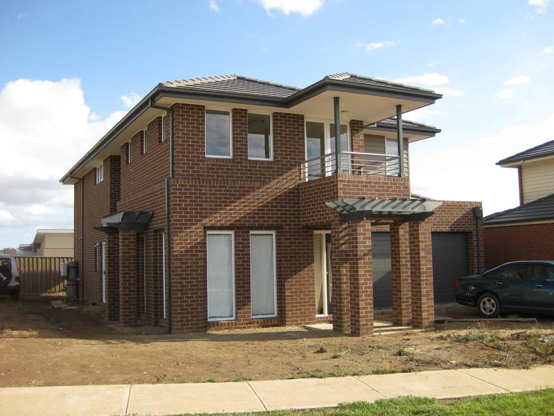 * Brand New AV Jennings Home * Picture 2