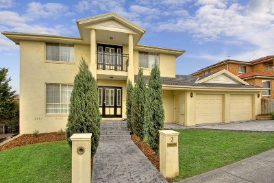 Grand Living - Superb Views Picture