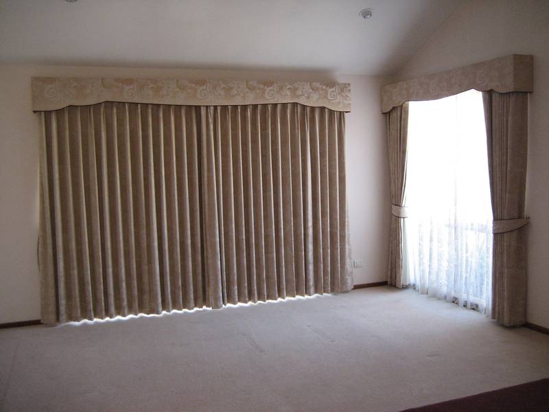 * Gorgeous Family Home in Leafy Timbarra Court * Picture 3