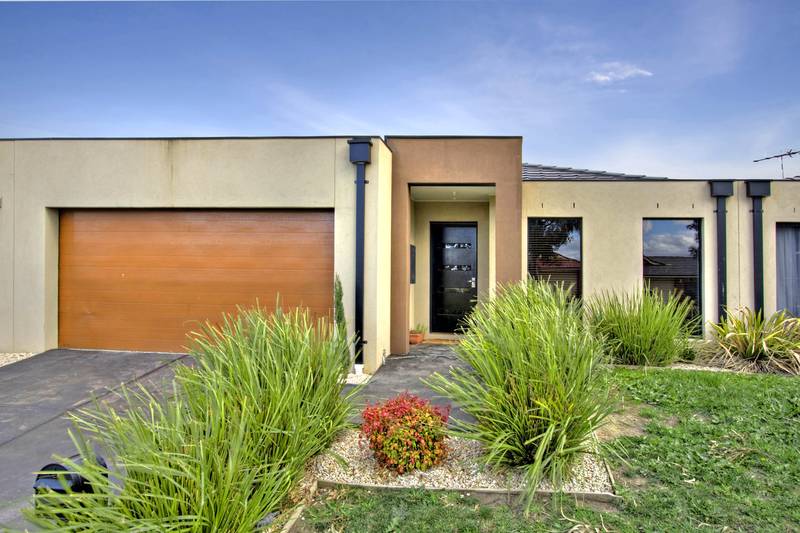 Townhouse Living at It's Best Picture 1