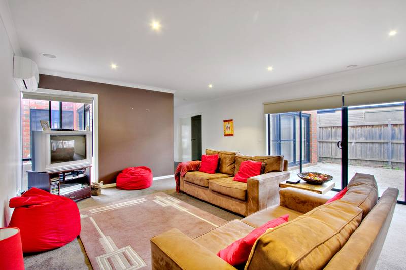 Townhouse Living at It's Best Picture 3