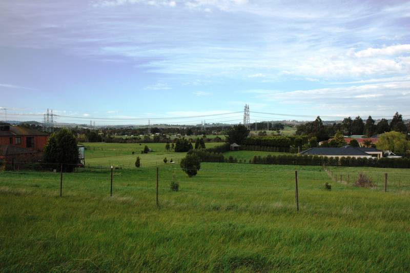 Over An Acre - Dress Circle Location Picture 2