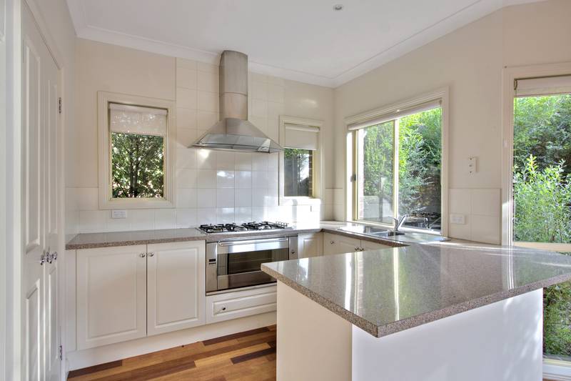 Walk to Berwick Village - A Solid Investment Picture 2