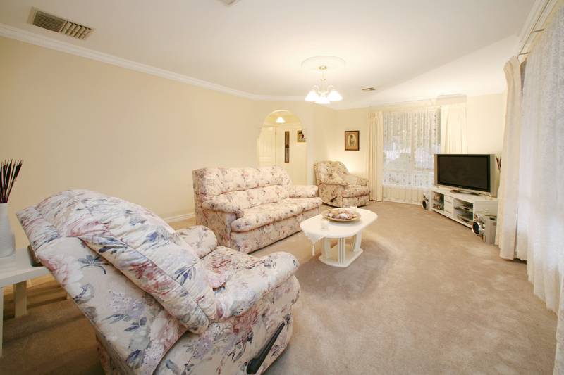 Location, Views & Lifestyle on 1/4 Acre Picture 3