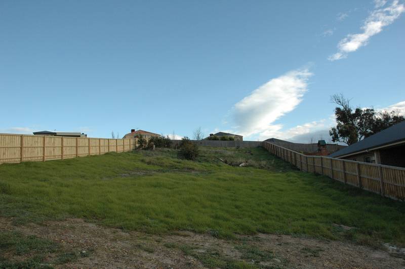 Big, Bold & Beautiful Beaconsfield Picture 3