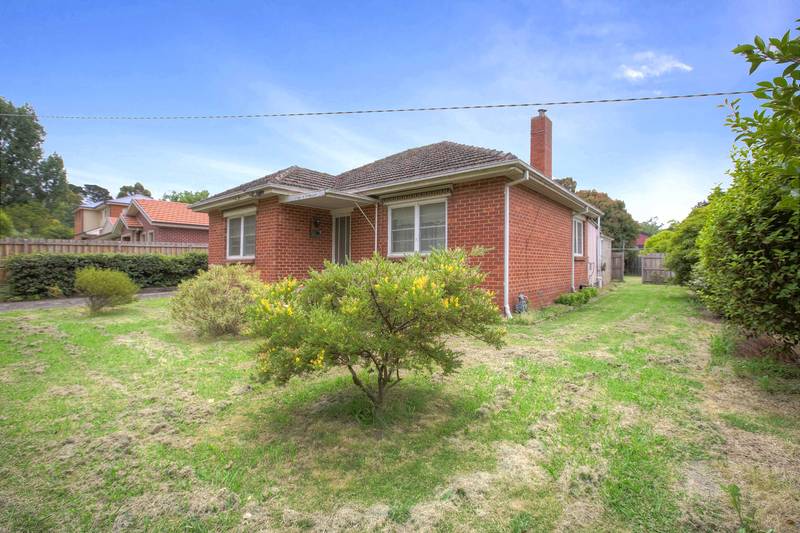 Olde Berwick 1/4 Acre Picture 1