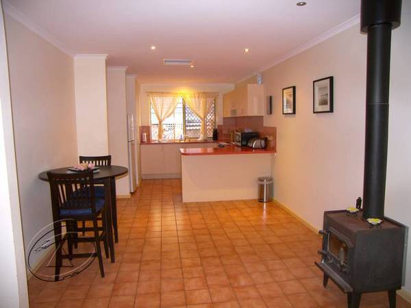 Set back from the street Picture 2