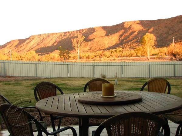 A PERFECT SETTING Picture 1