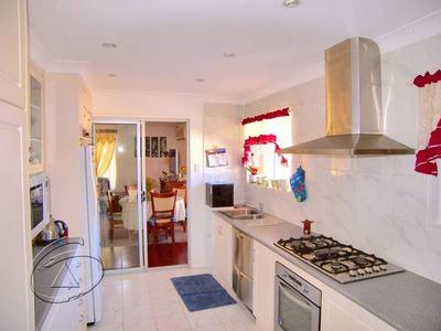 Polish, Panorama, Convenience and Comfort Picture