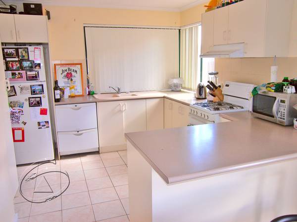 INVERST NOW...OCCUPY LATER! Picture 3