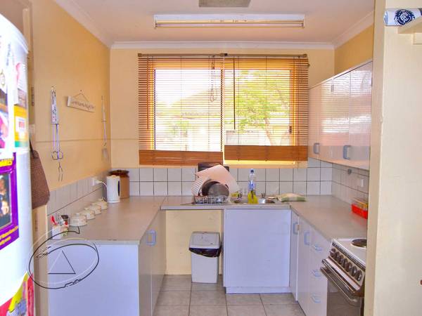 Attention Handymen Picture 2