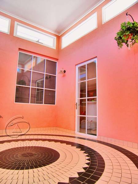 Entertainer's Extravaganza Picture Entertainer's Extravaganza Picture