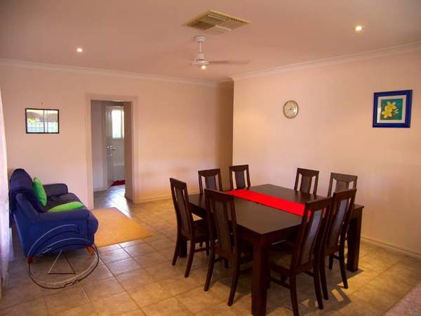 Quiet Executive Locale Picture