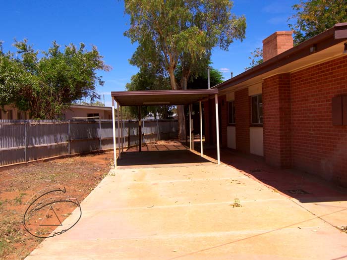 AUCTION - Under Instructions From Department of Defence Picture 2