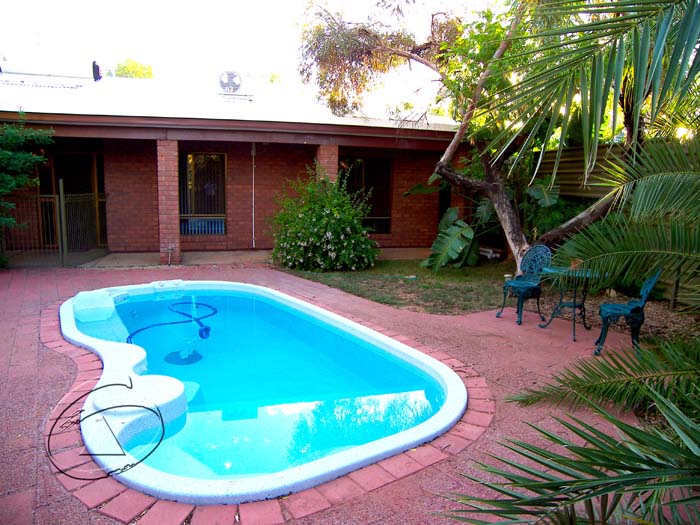 Pool Plus Three Big Bedrooms Picture 1