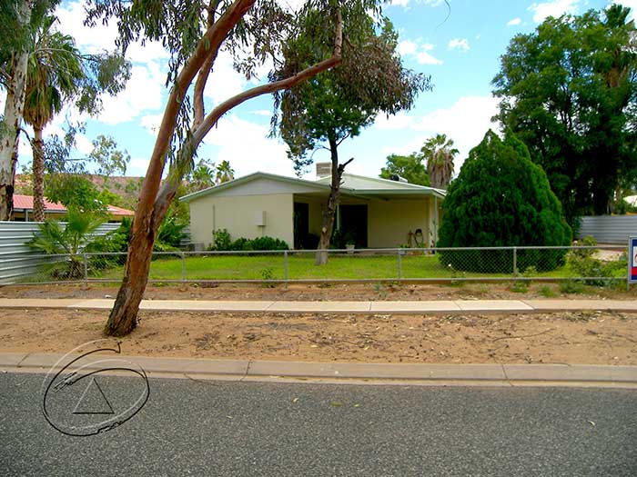 QUALITY HOME Picture 1