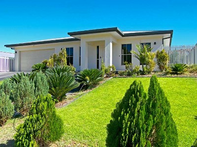 EXCELLENT HOME WITH EVERYTHING Picture