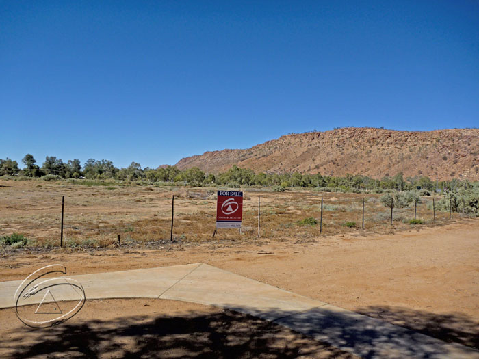 GATEWAY DEVELOPMENT SITE! Picture 1