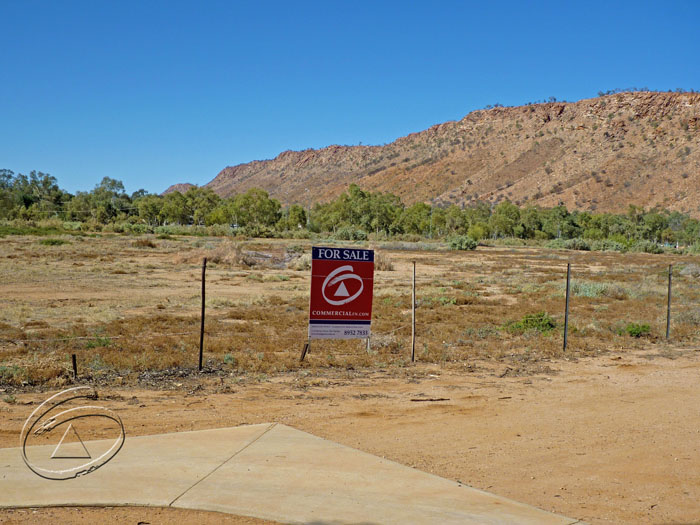 GATEWAY DEVELOPMENT SITE! Picture 2