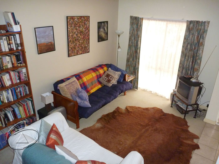 GREAT LOCATION! Picture 3